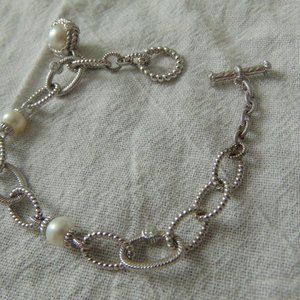 Judith Ripka signed sterling silver genuine pearls clear czs toggle bracelet